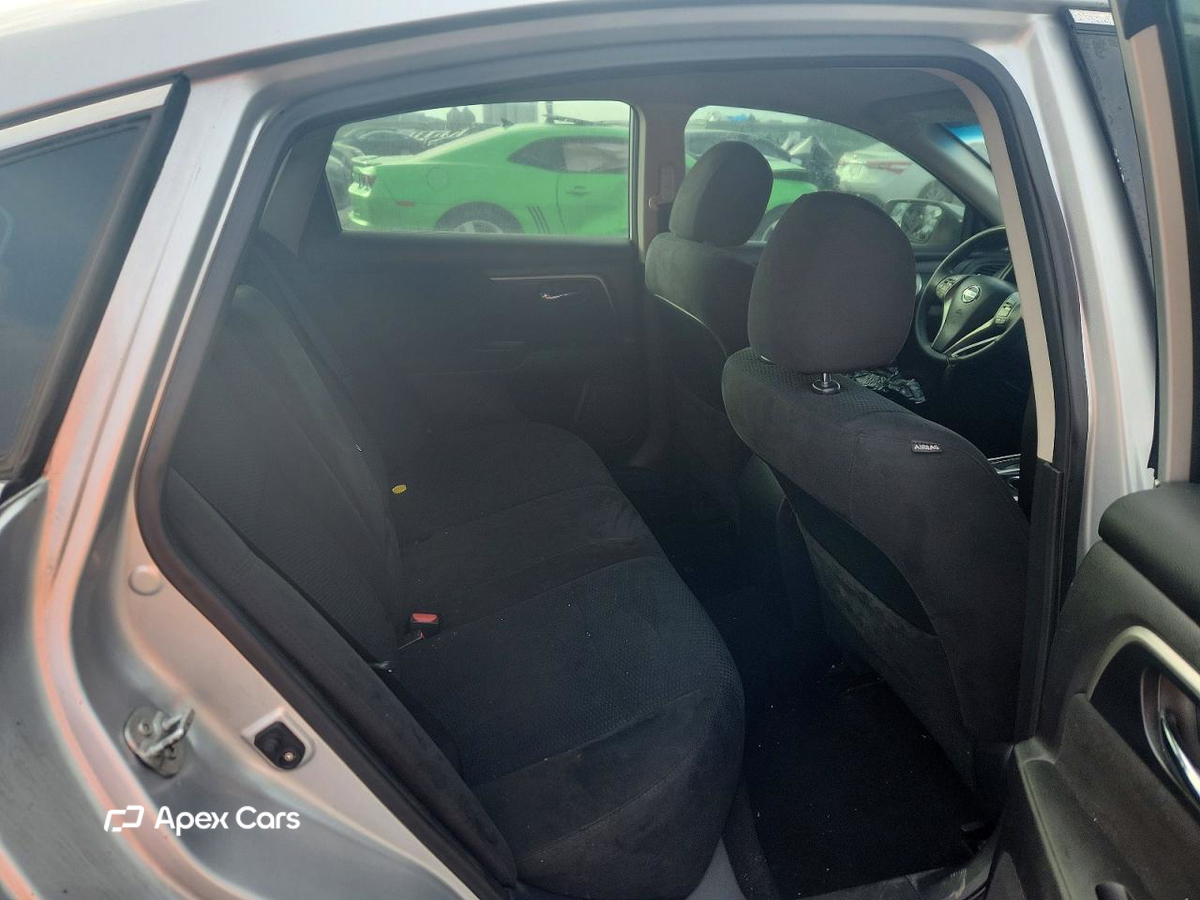Nissan Altima 2015