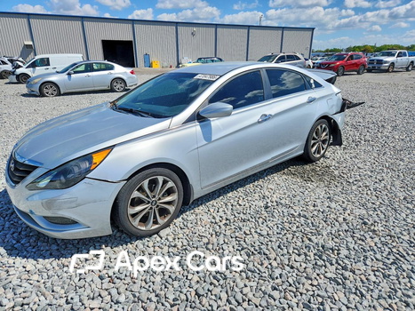 Hyundai Sonata 2013 - Image 1 of 12