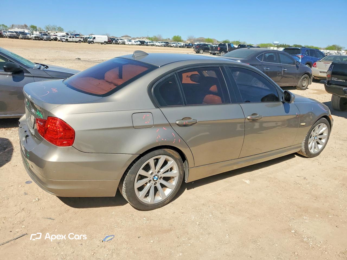 BMW Series 3 2011