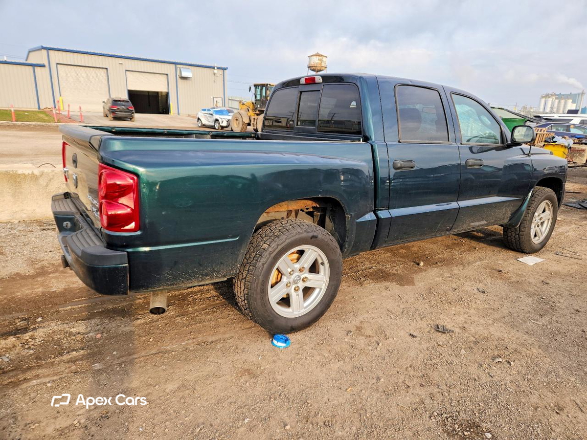 Dodge Dakota 2011