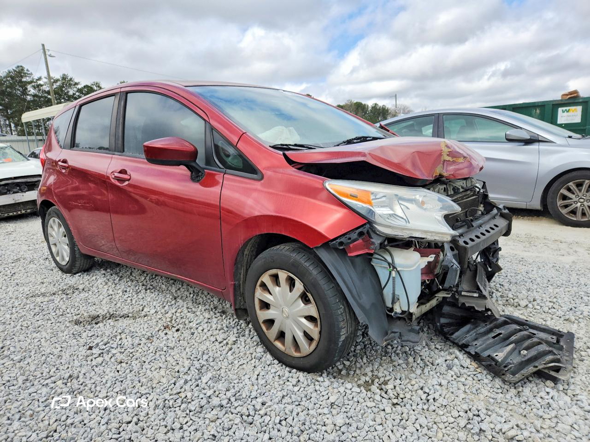 Nissan Versa 2016
