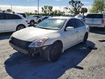 Nissan Altima 2012