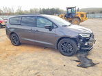 Chrysler Pacifica 2023