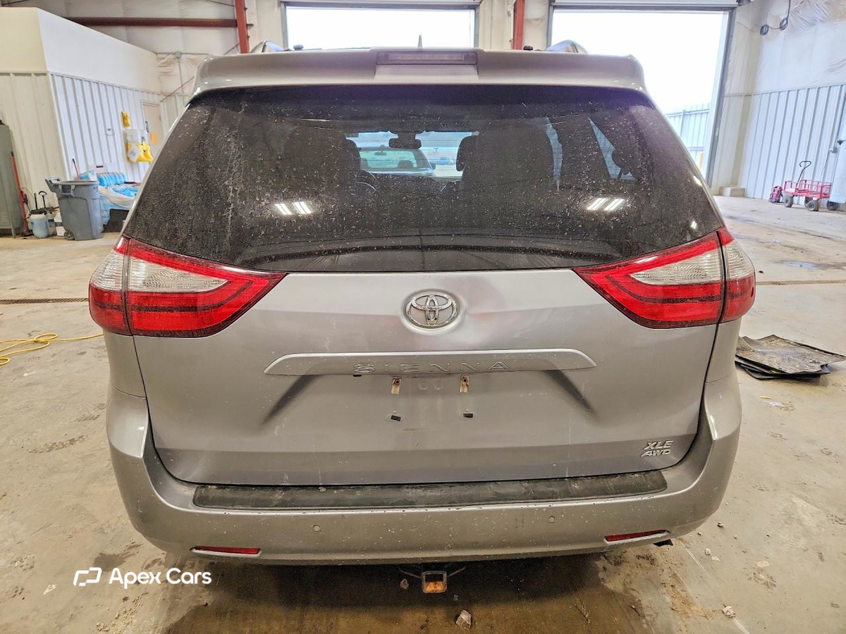 Toyota Sienna 2018