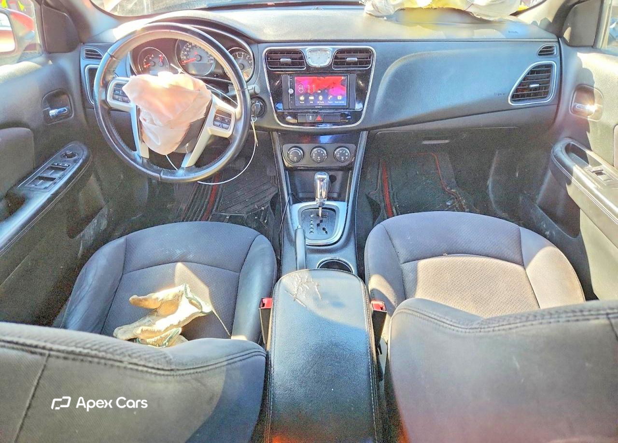 Chrysler 200 2013