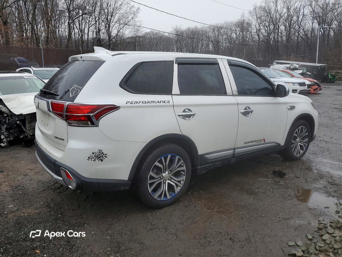 Mitsubishi Outlander 2017