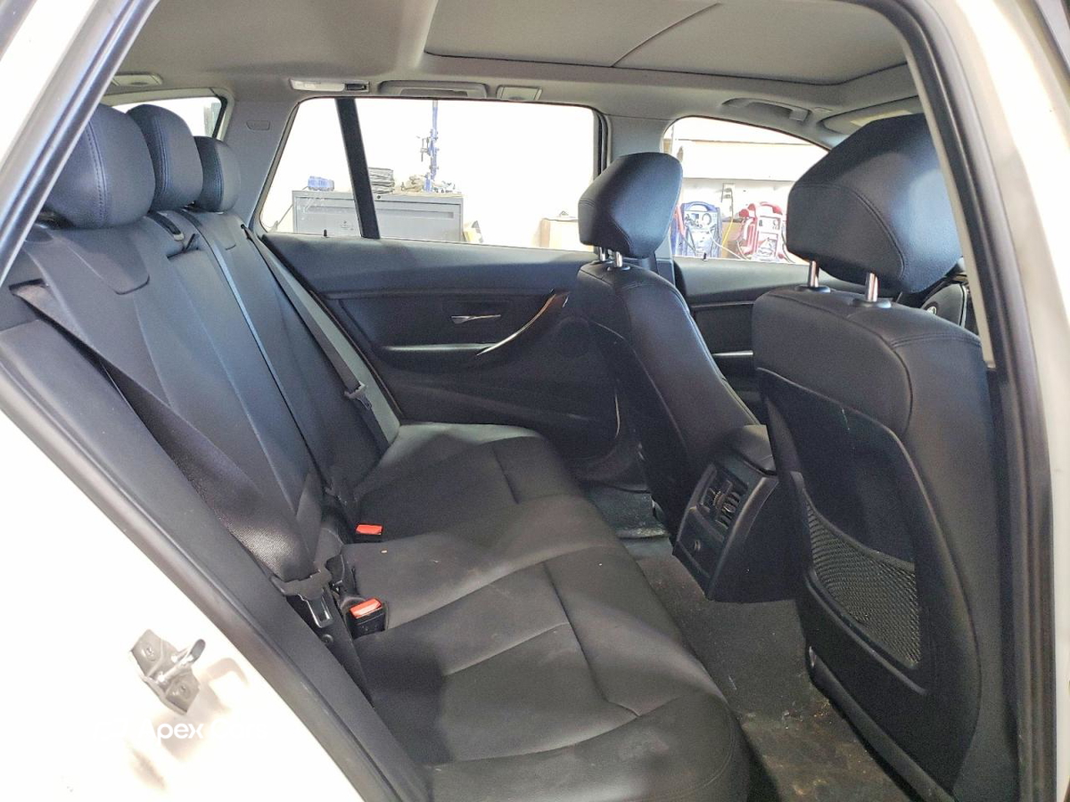 BMW Series 3 2015