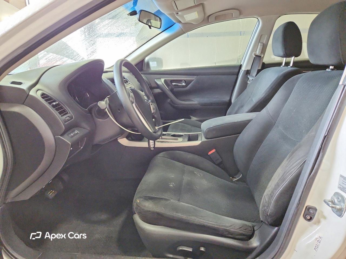 Nissan Altima 2015