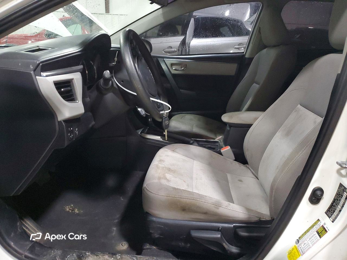 Toyota Corolla 2015
