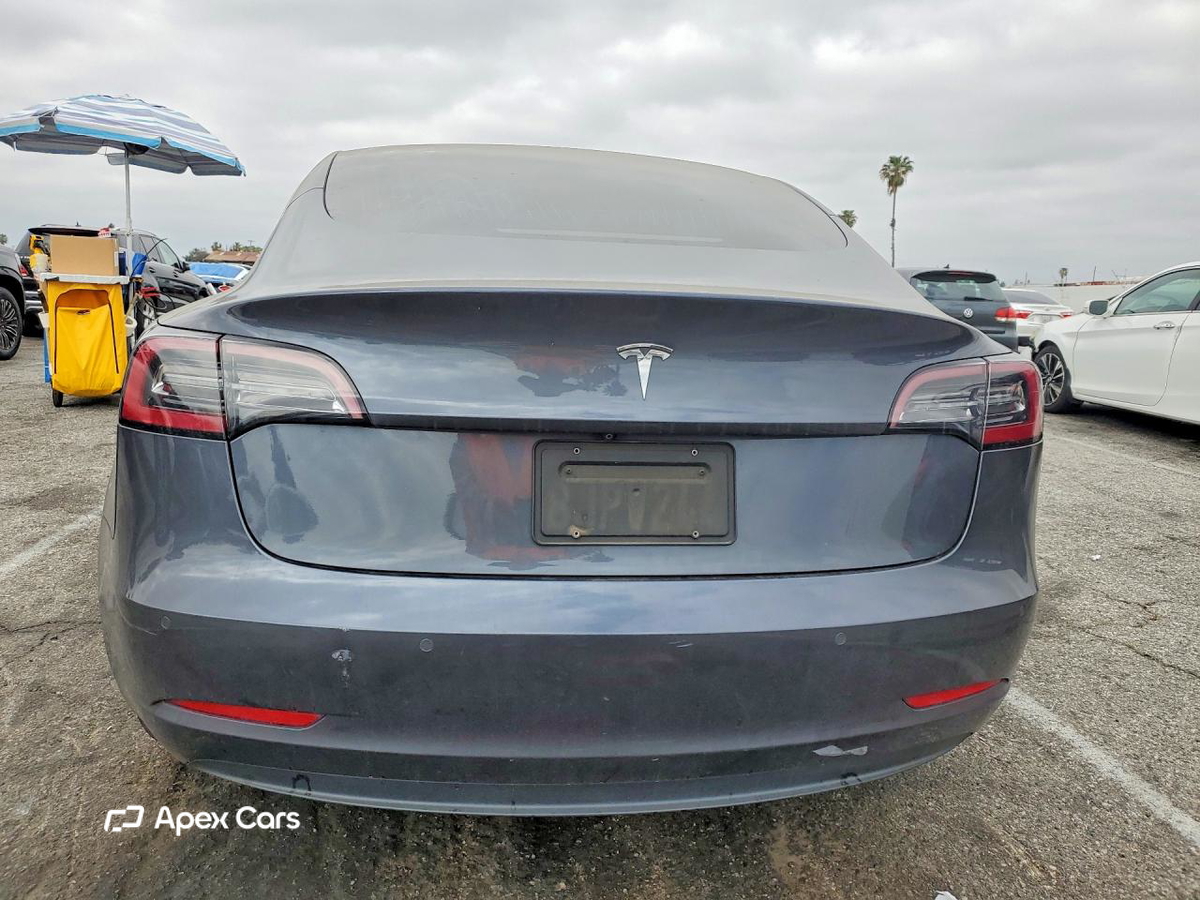 Tesla Model 3 2018