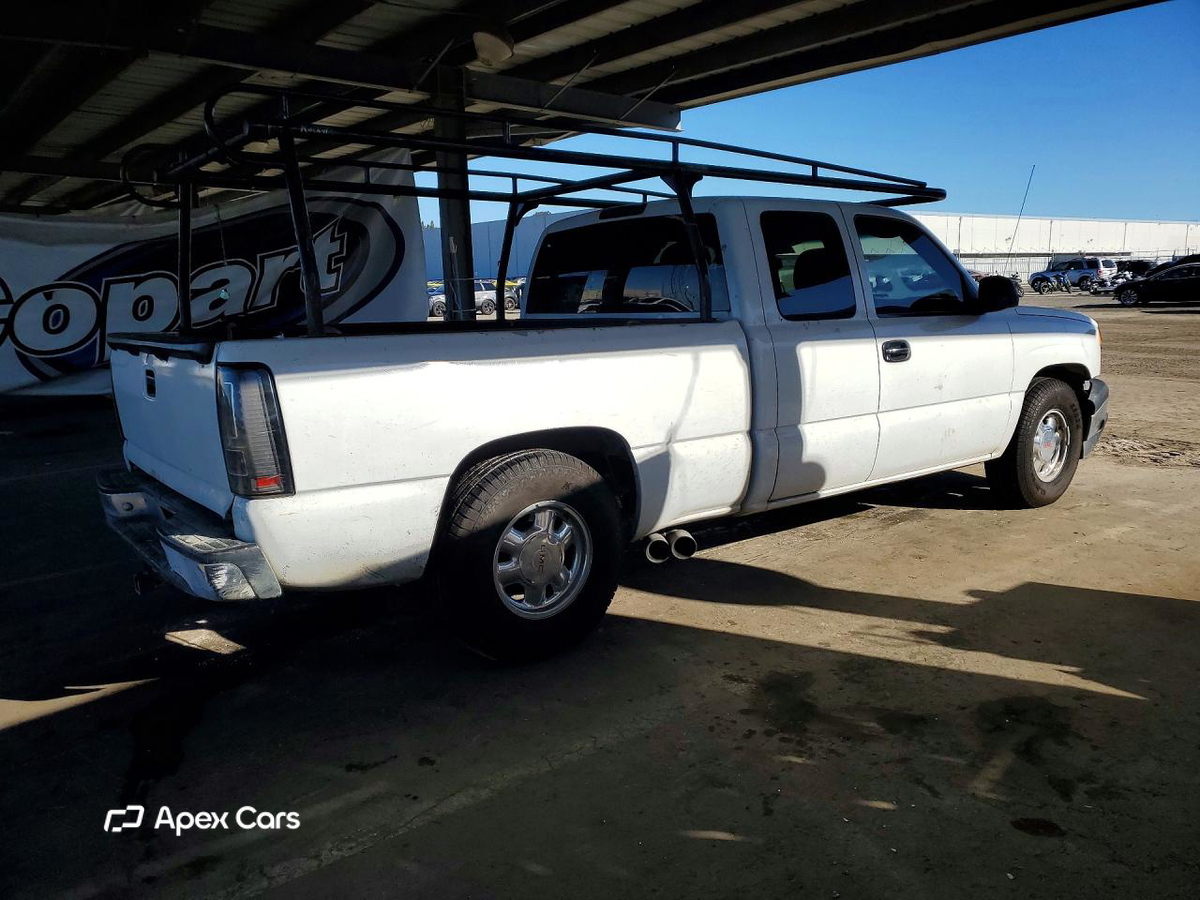 Chevrolet Silverado 2003