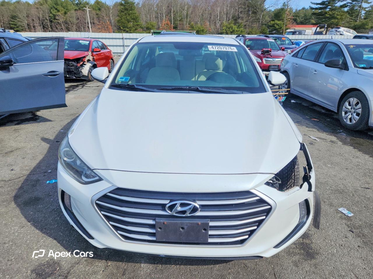 Hyundai Elantra 2017
