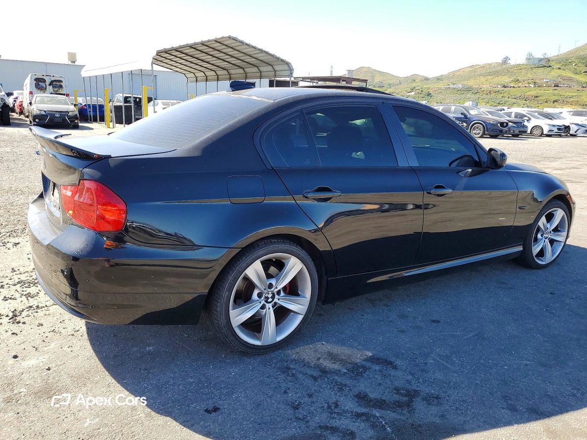 BMW Series 3 2010