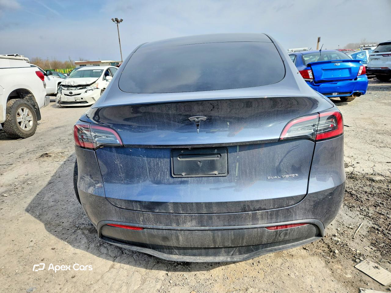 Tesla Model Y 2023