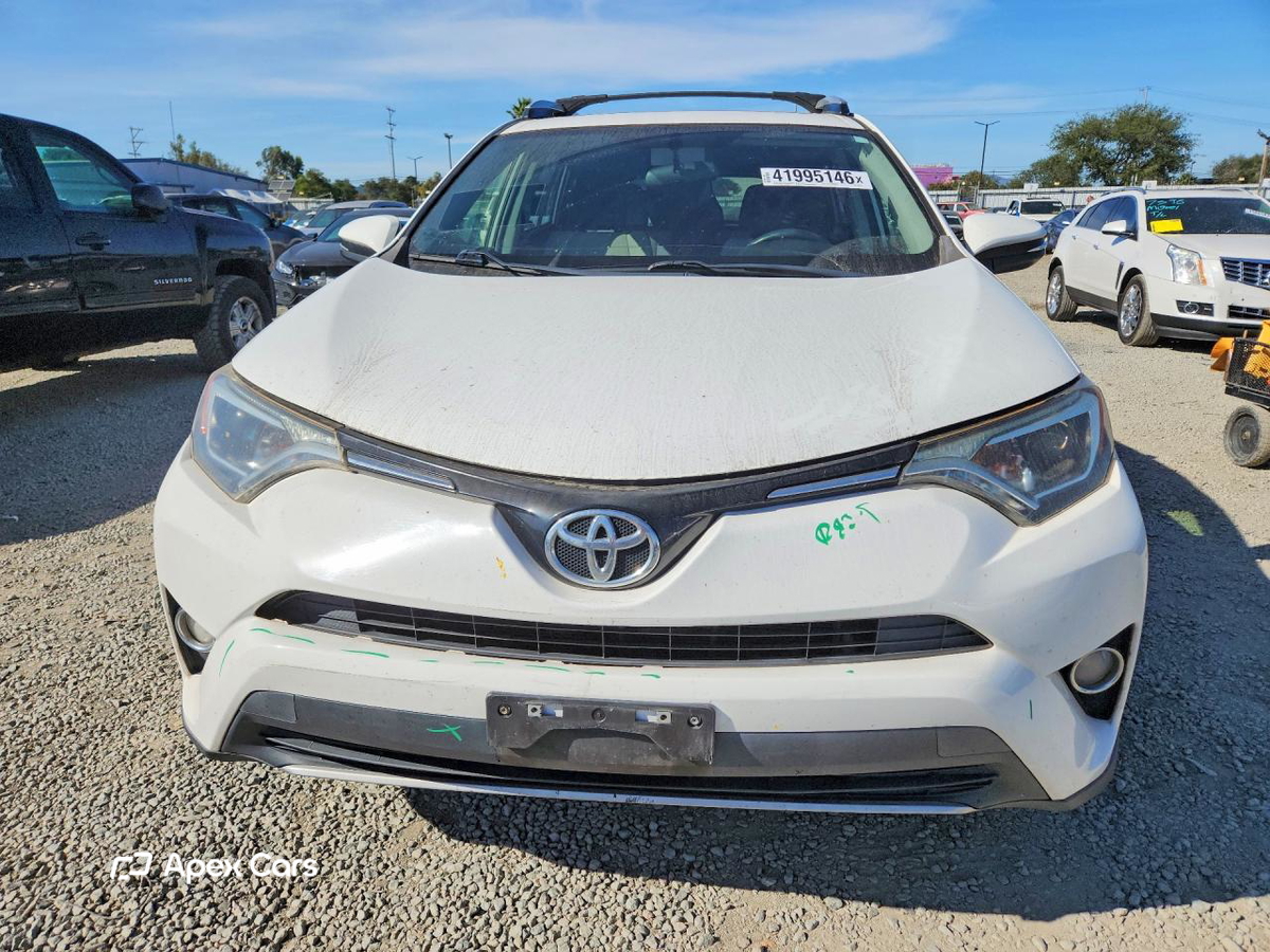 Toyota RAV 4 2016