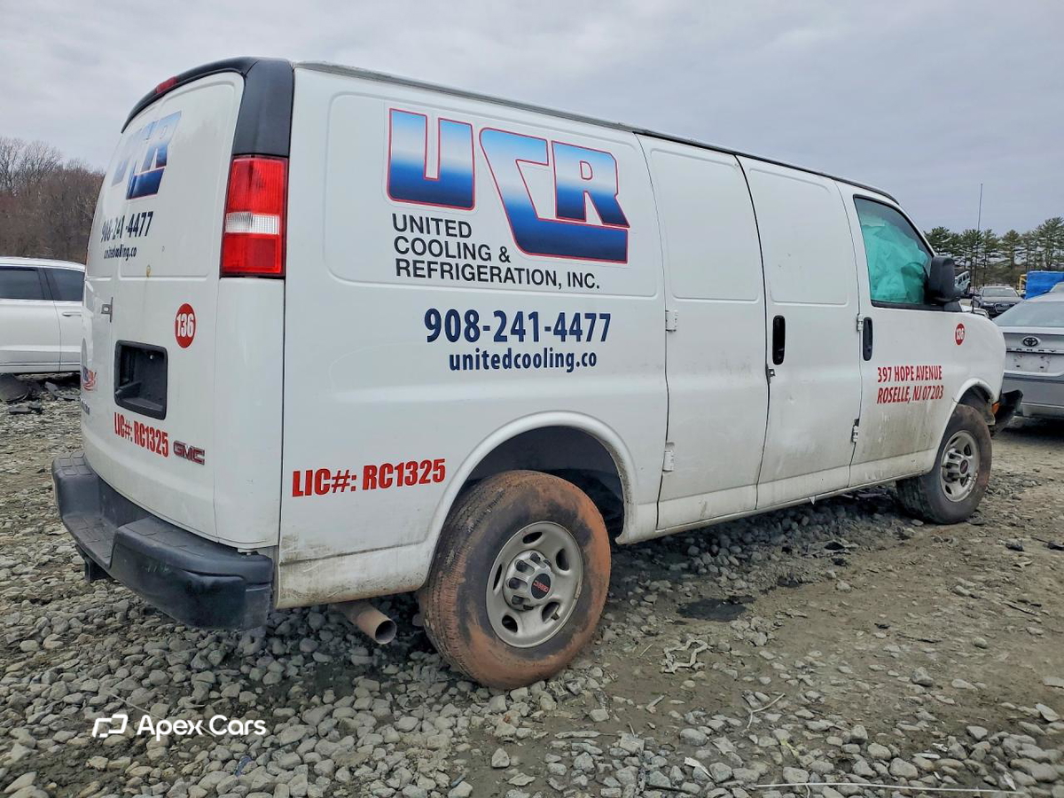 GMC Savana 2022