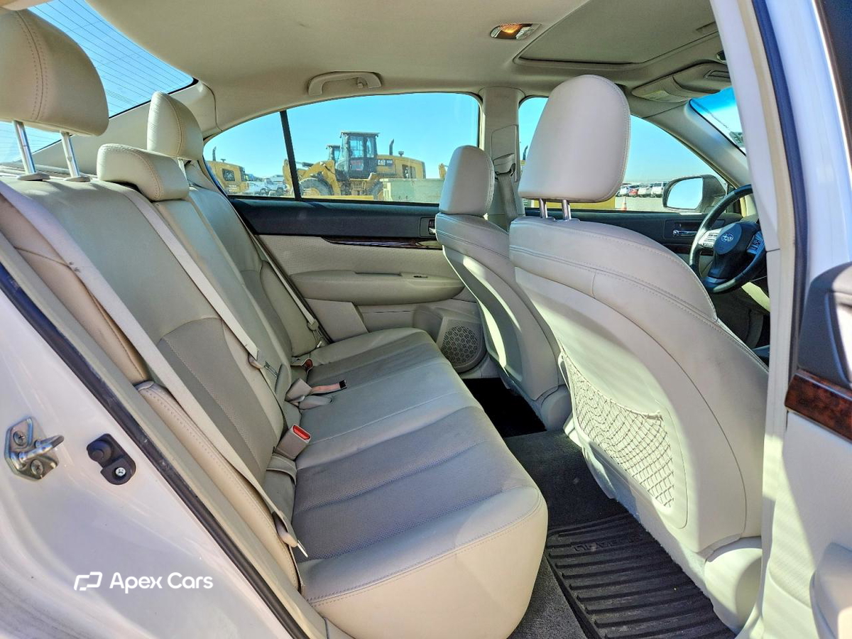 Subaru Legacy 2014