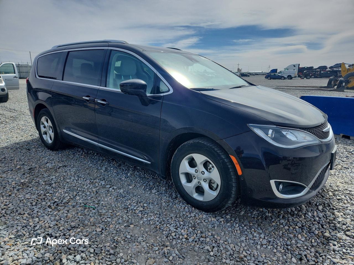 Chrysler Pacifica 2017