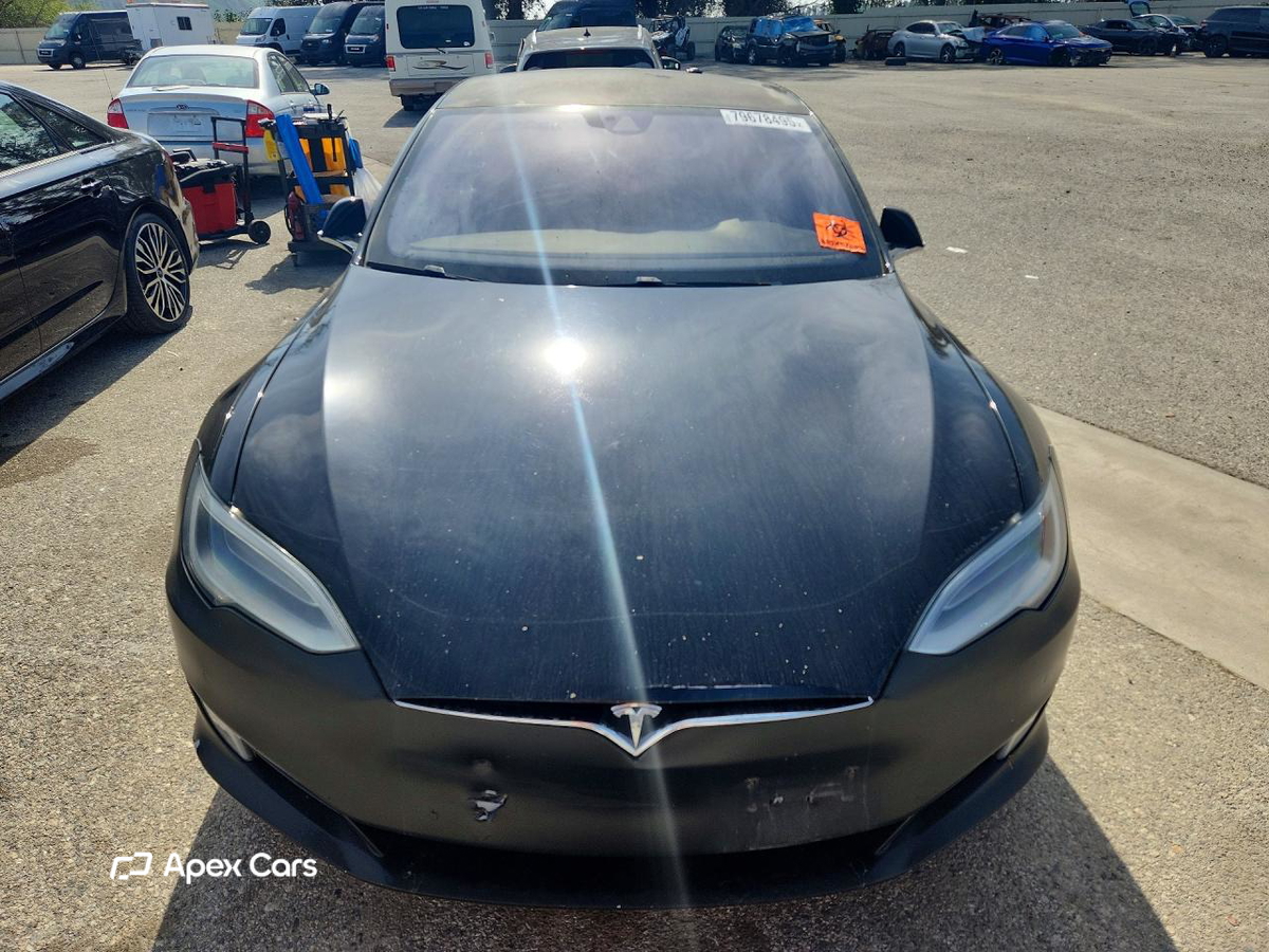 Tesla Model S 2016