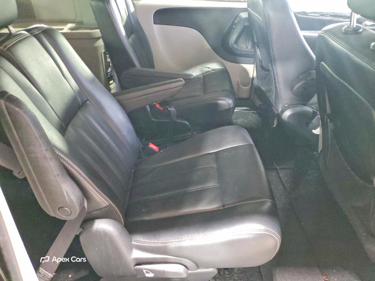 Chrysler Voyager 2016