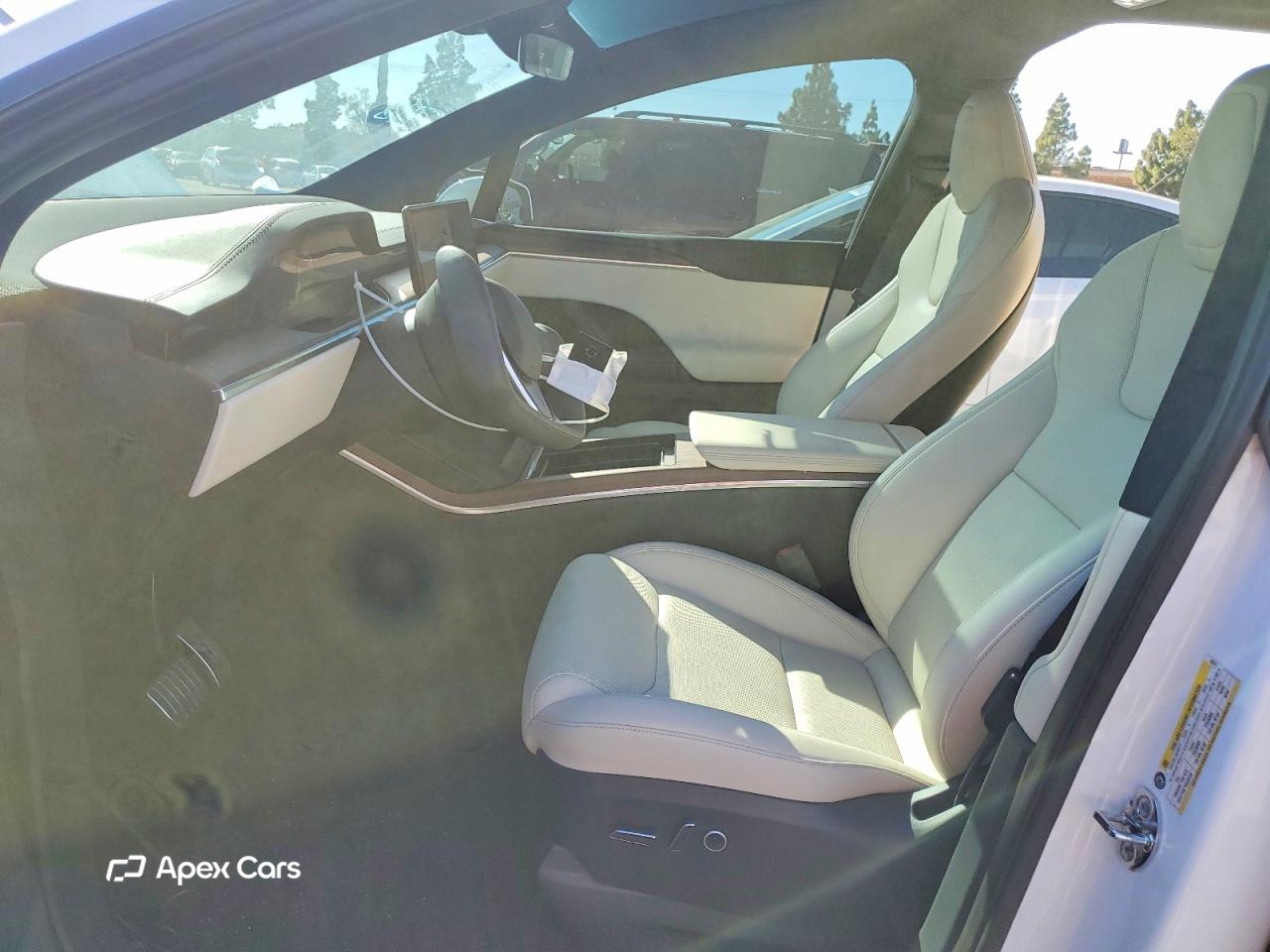 Tesla Model X 2024