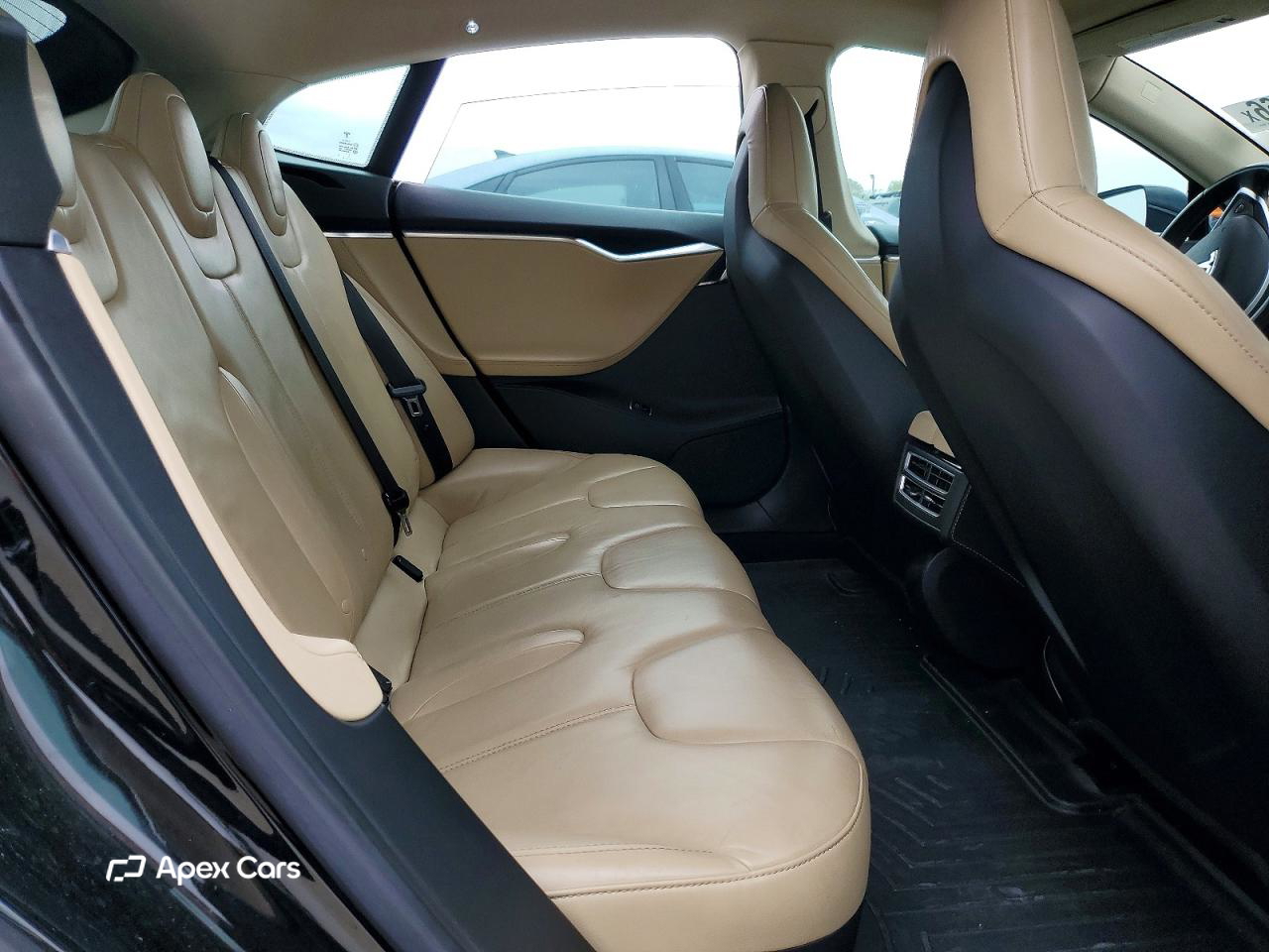 Tesla Model S 2013