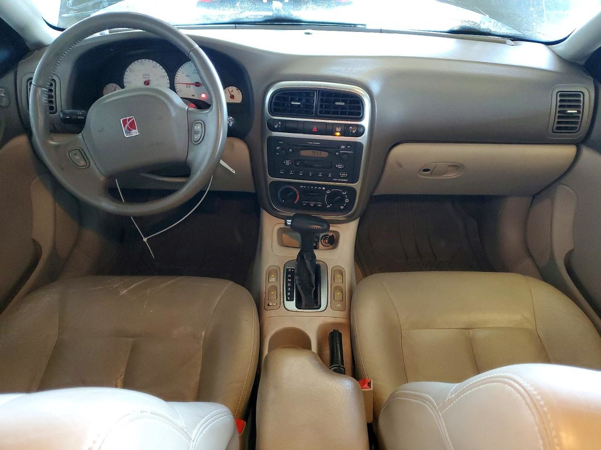 Saturn LW 2004