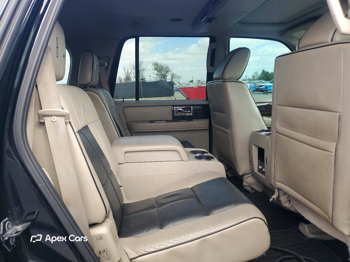 Lincoln Navigator 2010