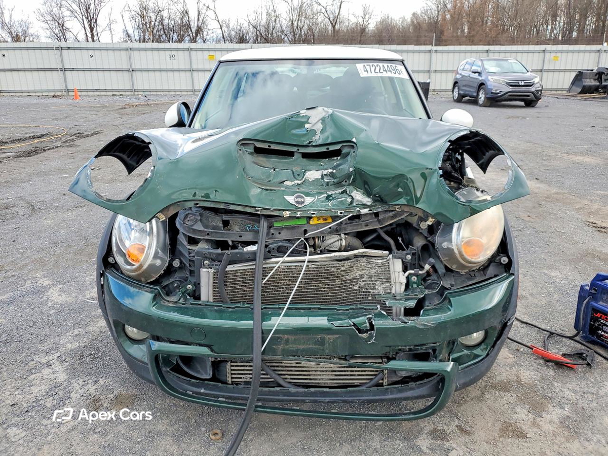 MINI Cooper 2011