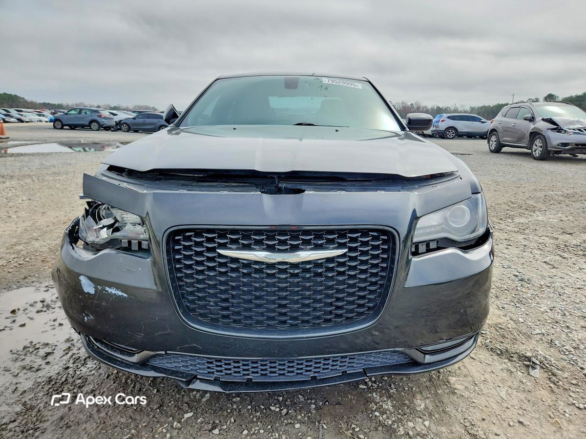 Chrysler 300 2015