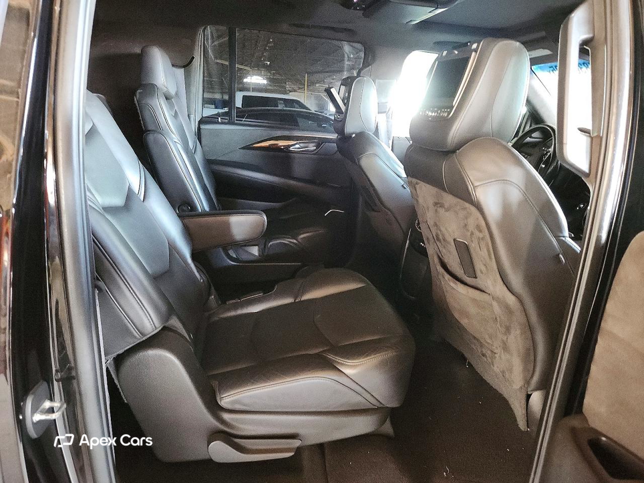 Cadillac Escalade 2016