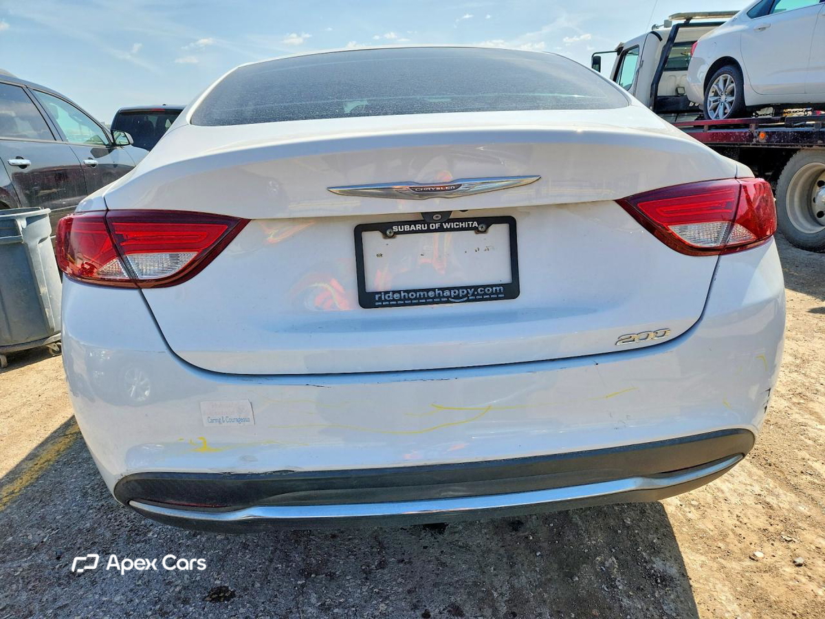 Chrysler 200 2015