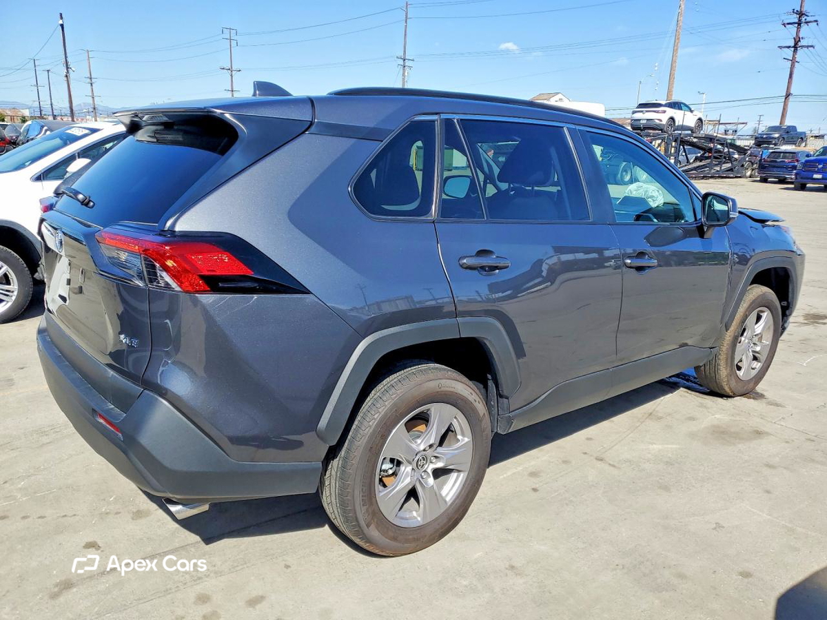 Toyota RAV 4 2025