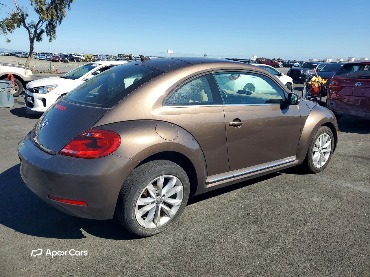 Volkswagen Beetle 2015