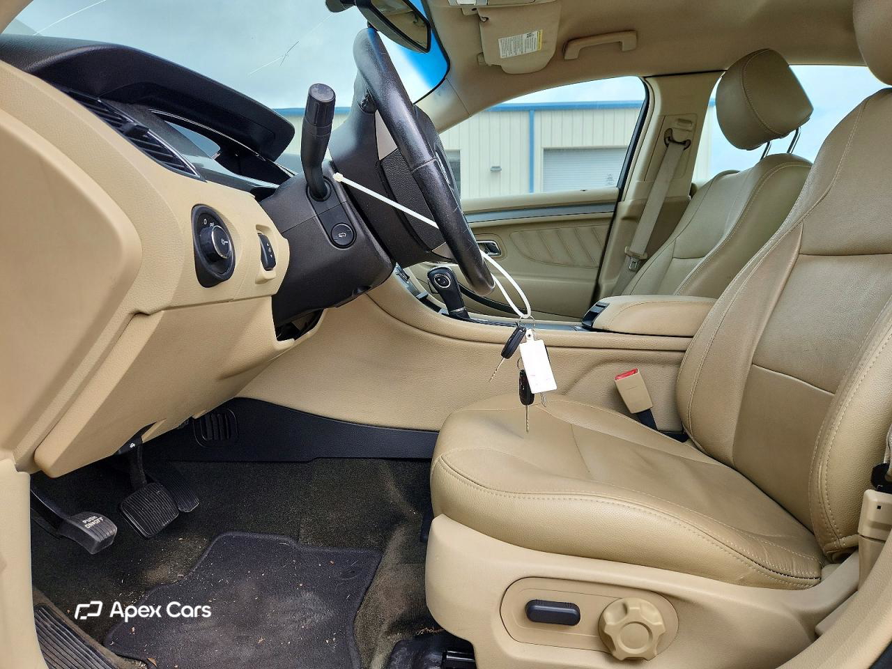 Ford Taurus 2014