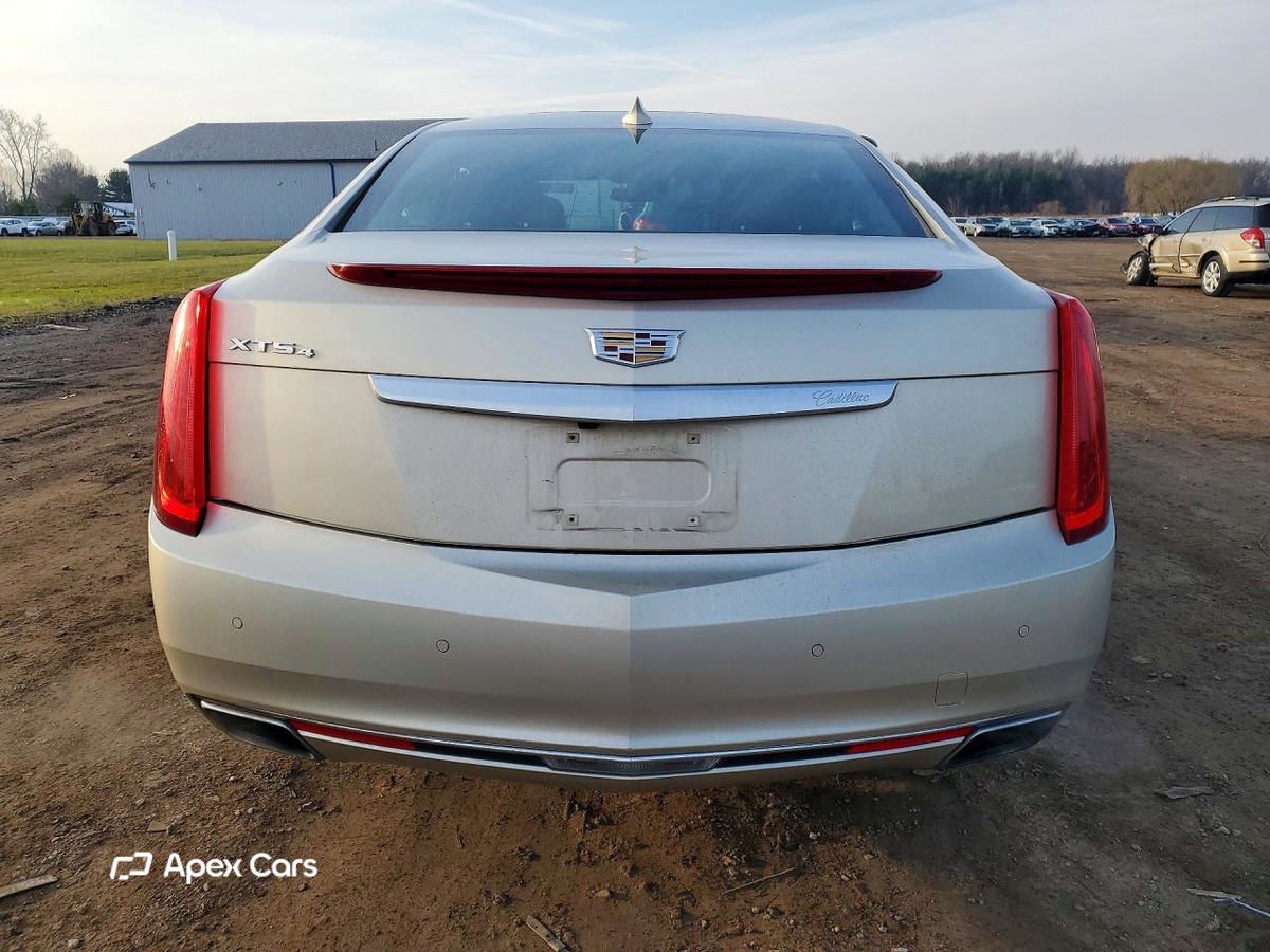 Cadillac XTS 2016