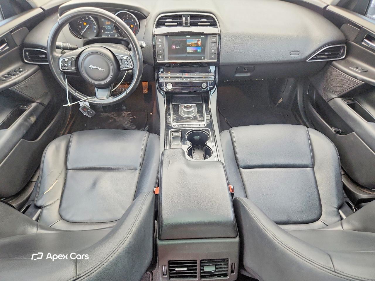Jaguar XE 2017