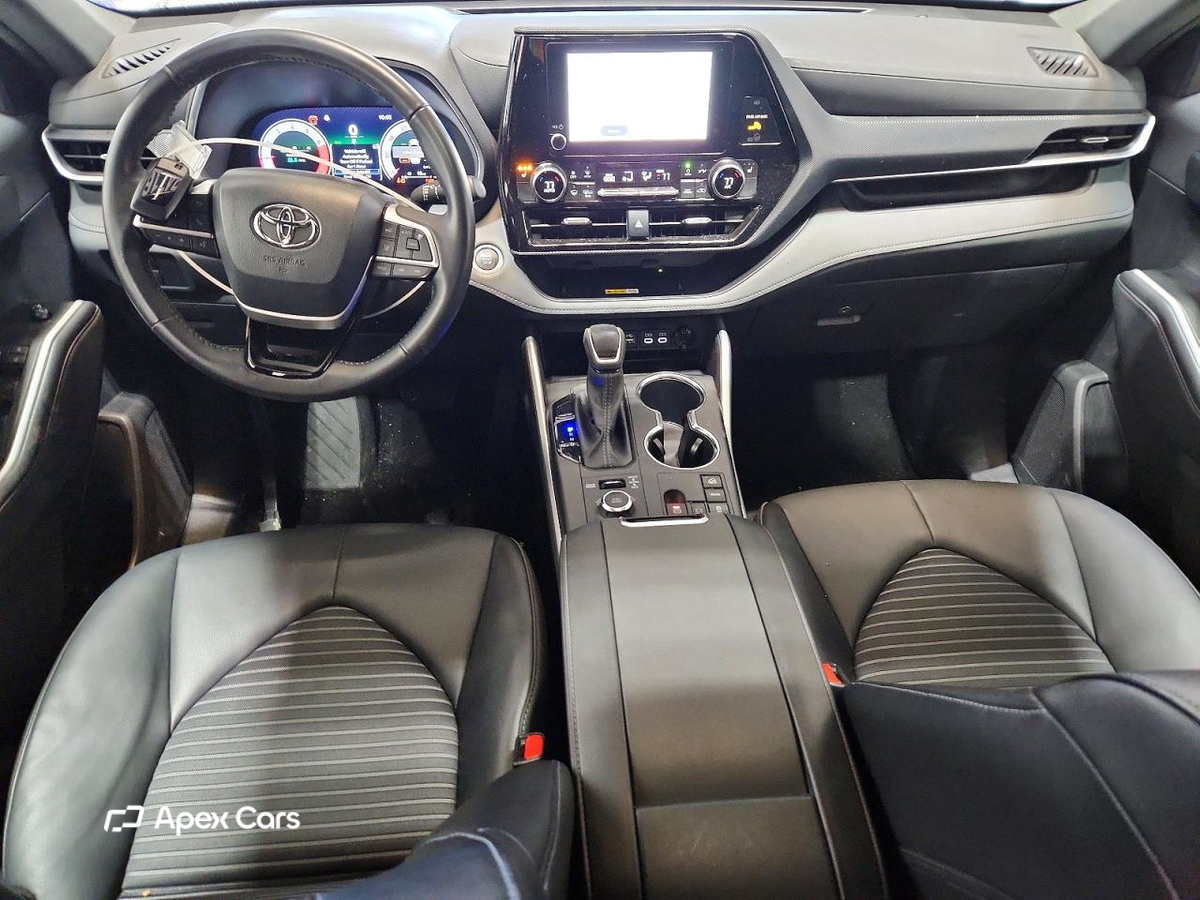 Toyota Highlander 2025
