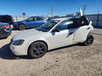 Nissan  2002