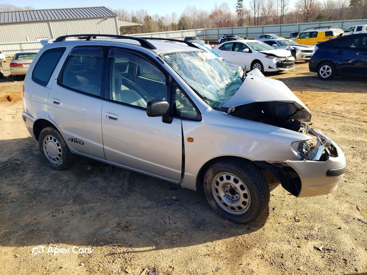 Toyota  1999