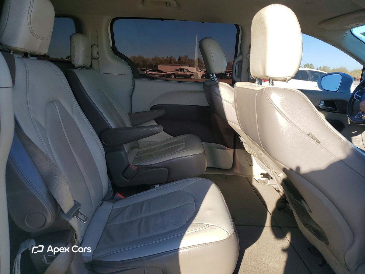 Chrysler Pacifica 2017