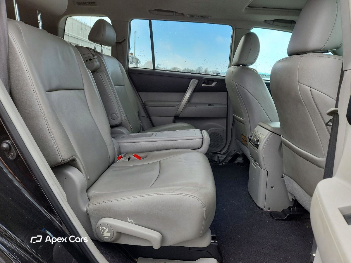 Toyota Highlander 2013