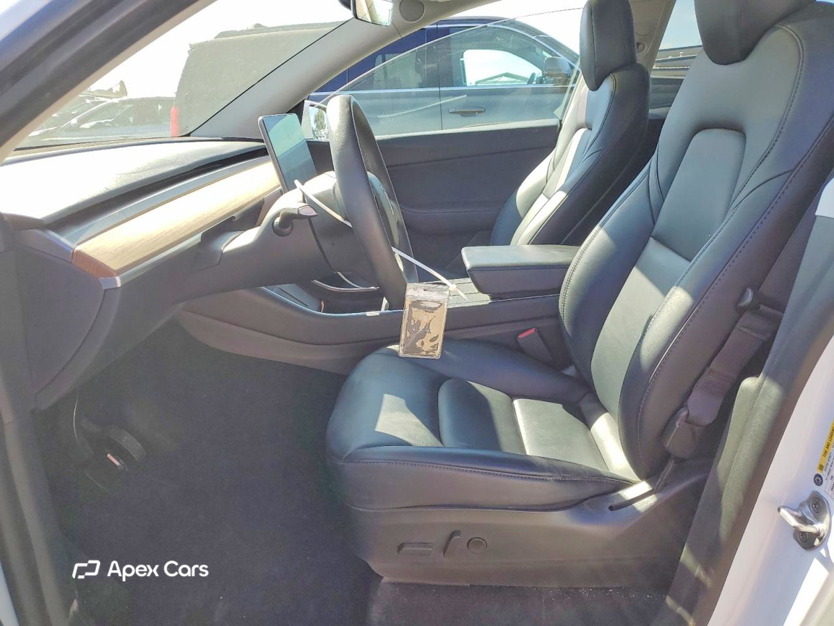 Tesla Model Y 2020