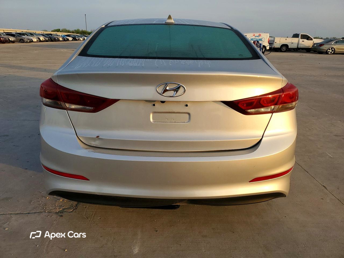 Hyundai Elantra 2018