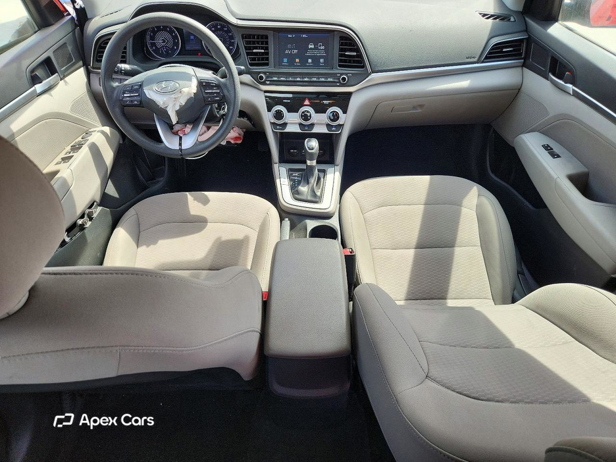 Hyundai Elantra 2019
