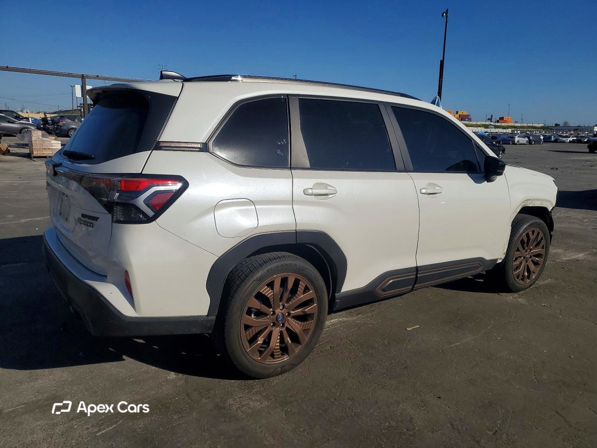 Subaru Forester 2025