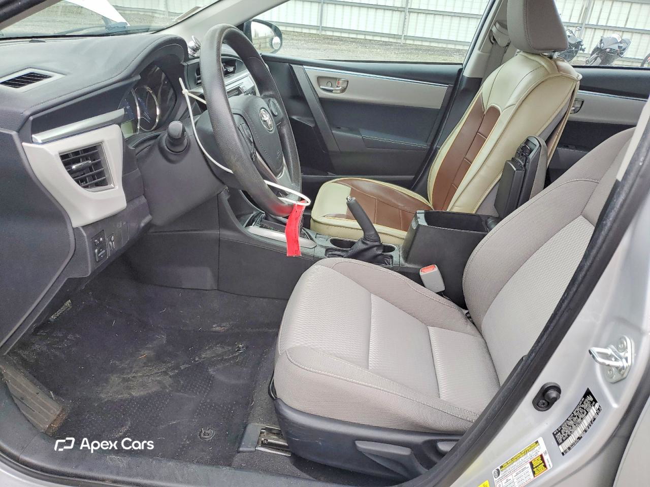 Toyota Corolla 2015