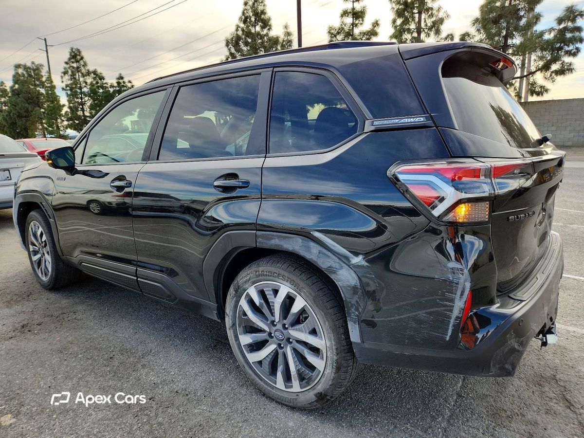 Subaru Forester 2025