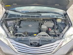 Toyota Sienna 2016
