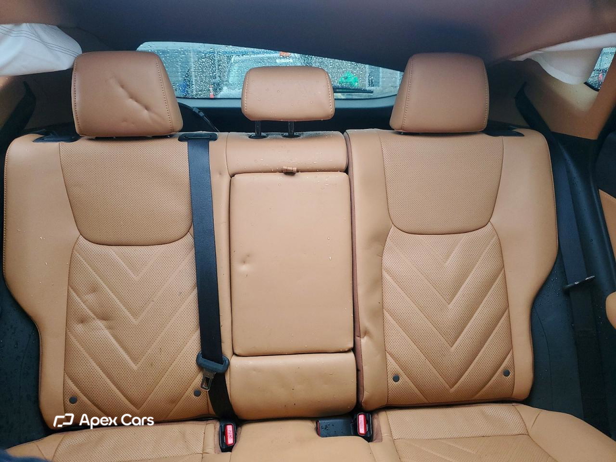 Lexus NX 2022